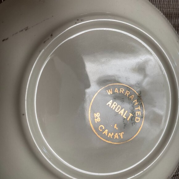 22KT Gold Teacup/Espresso and Saucer, Radisson W.S. George Quality Fine China - Picture 5 of 7